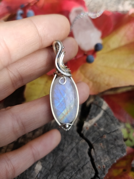 Pierre de lune arc-en-ciel